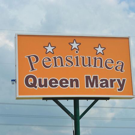 Pensiunea Queen Mary Sînpetru Exterior foto